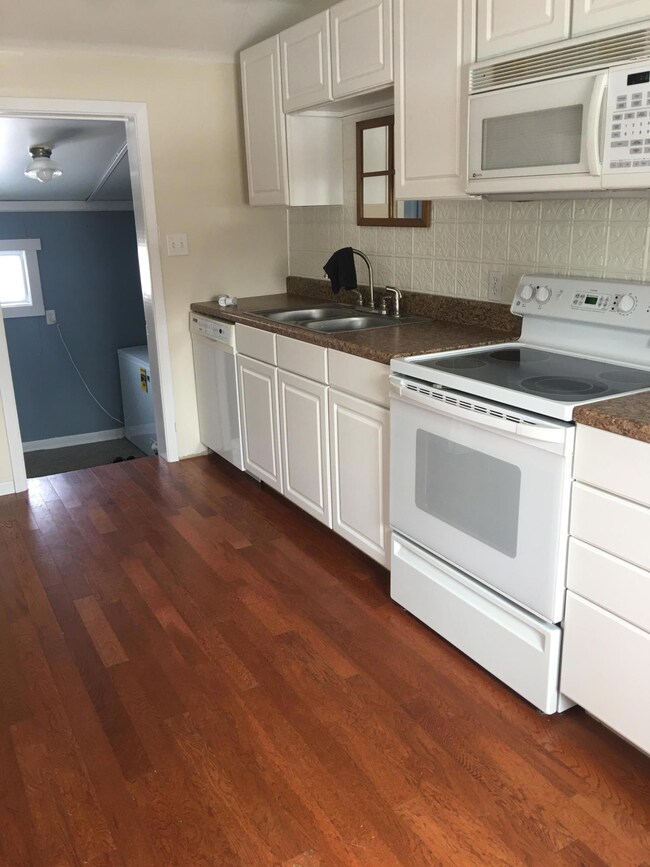Kitchen 2