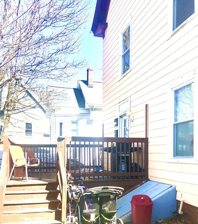 9 Laurel St unit 2, Lynn, MA 01905 - photo 2