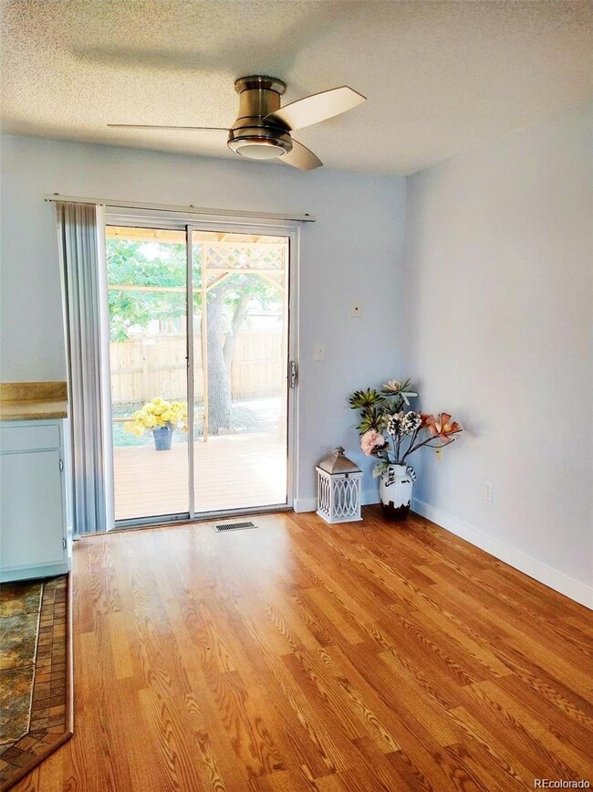 4922 S Rifle Ct, Aurora, CO 80015 - photo 4