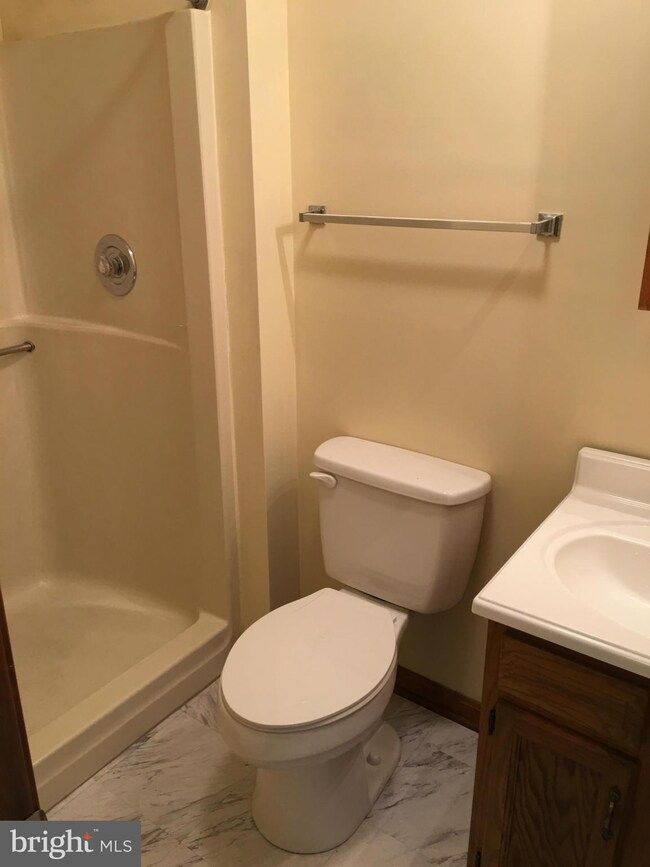 10710 Maple Ridge Dr, Spotsylvania, VA 22553 - photo 5