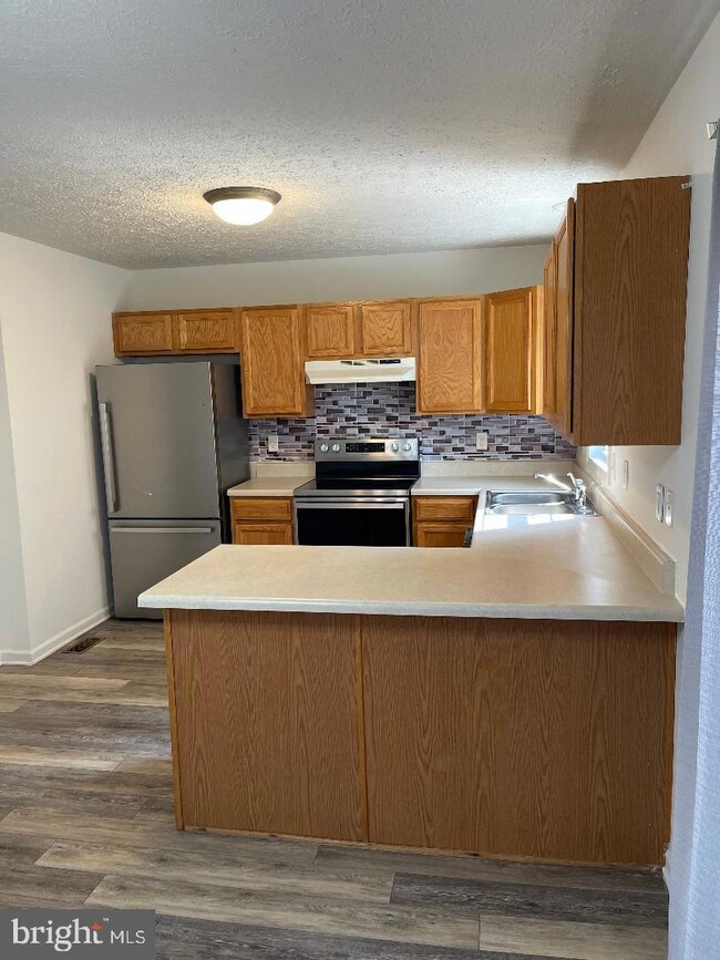 1115 Settlers Landing Dr, Tappahannock, VA 22560 - photo 7