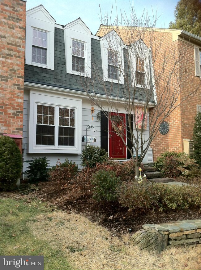 1802 Lang Dr, Crofton, MD 21114 - photo 2