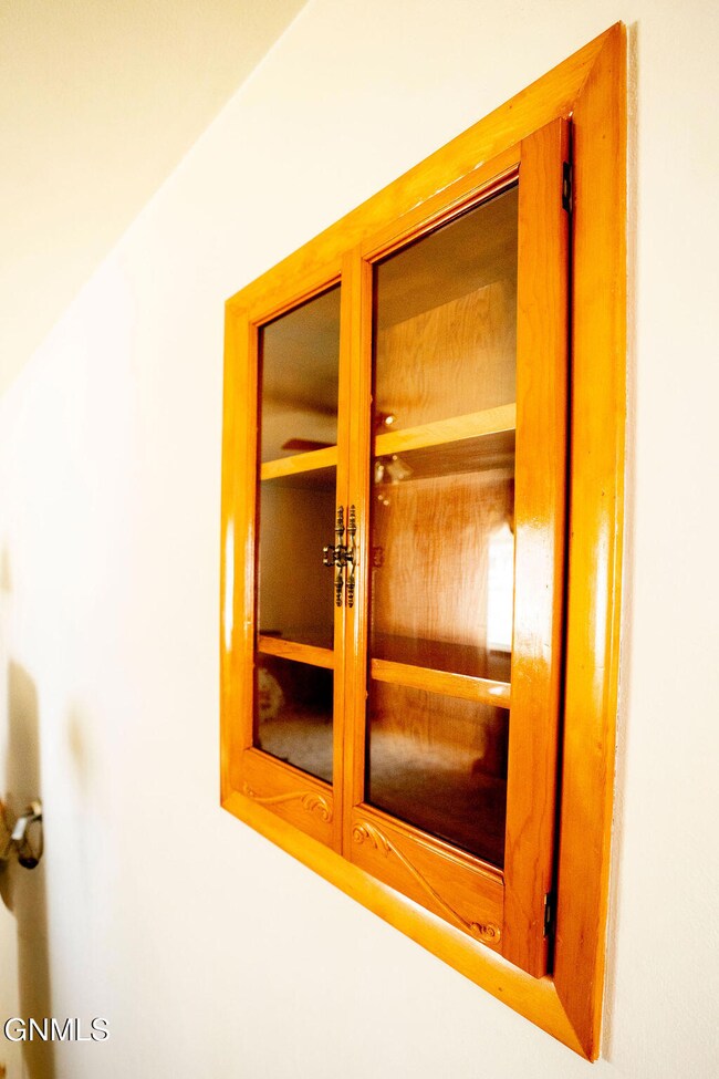 1517 5th Ave SW, Jamestown, ND 58401 - photo 5