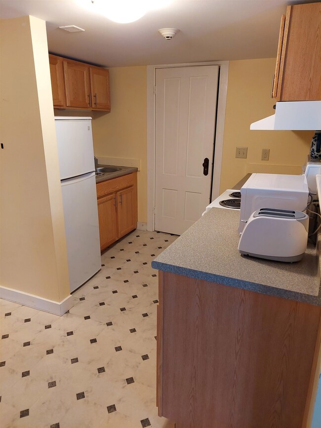 15 Depot St unit 2, Chester, VT 05143 - photo 3