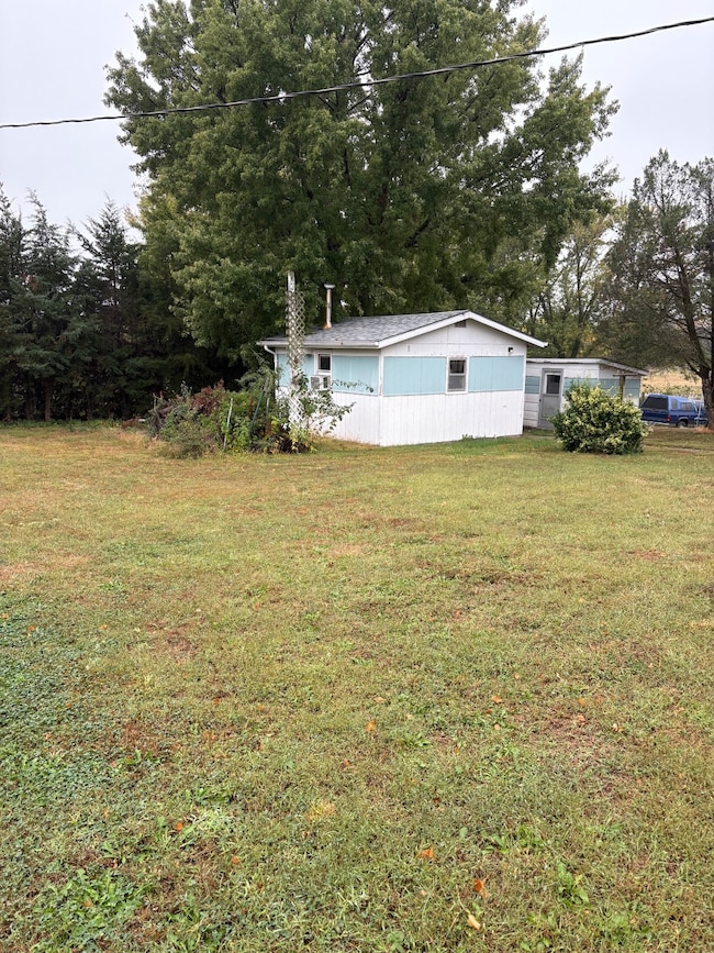 4 Oak Ridge Rd, Superior, NE 68978 - photo 4