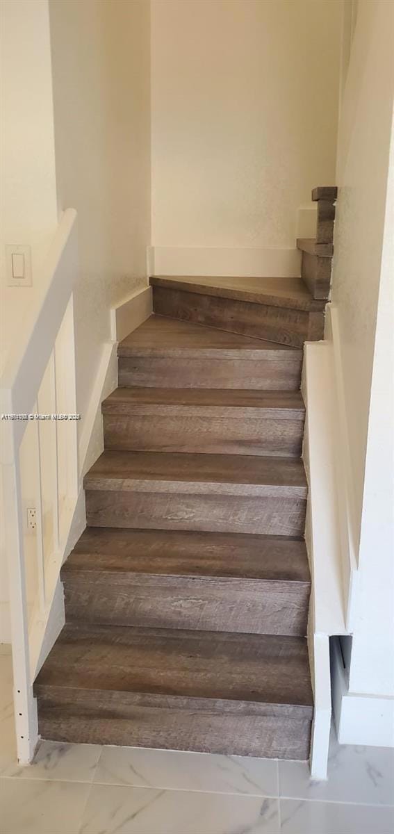 5100 W 12th Ln unit E7, Hialeah, FL 33012 - photo 6