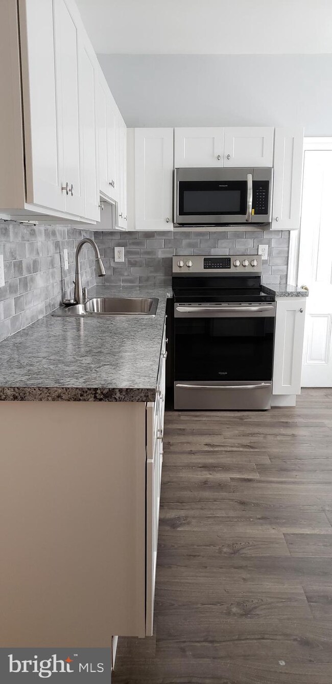 804 N Van Buren St unit 1, Wilmington, DE 19806 - photo 5