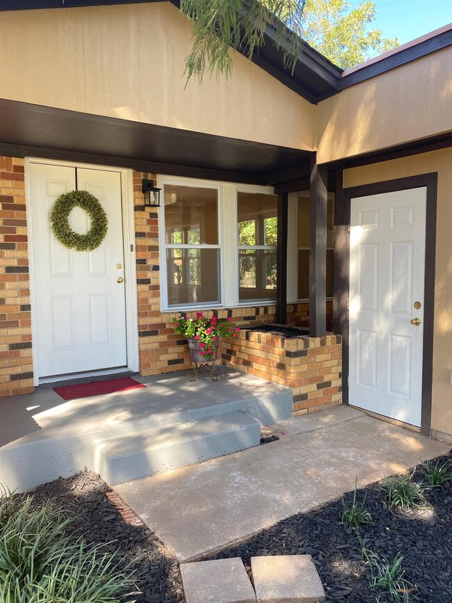 913 Devonwood Ave, Duncan, OK 73533 - photo 2