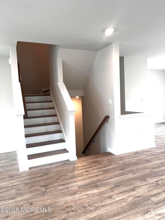 16 Rothbury Ct, Tinton Falls, NJ 07753 - photo 7