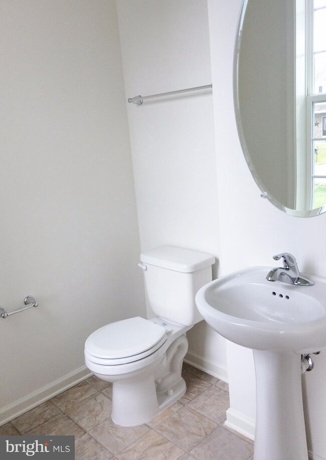 85 Creekwood Dr, Greencastle, PA 17225 - photo 6