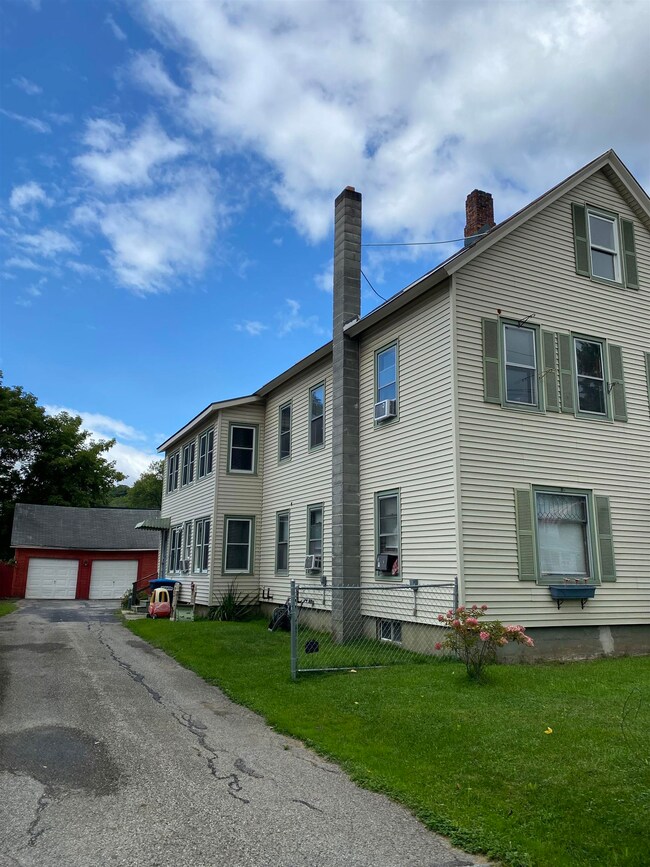 79 Baxter St, Rutland, VT 05701 - photo 2