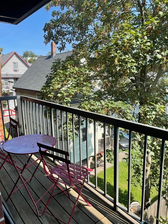 23 Elm St unit 208, Somerville, MA 02143 - photo 5