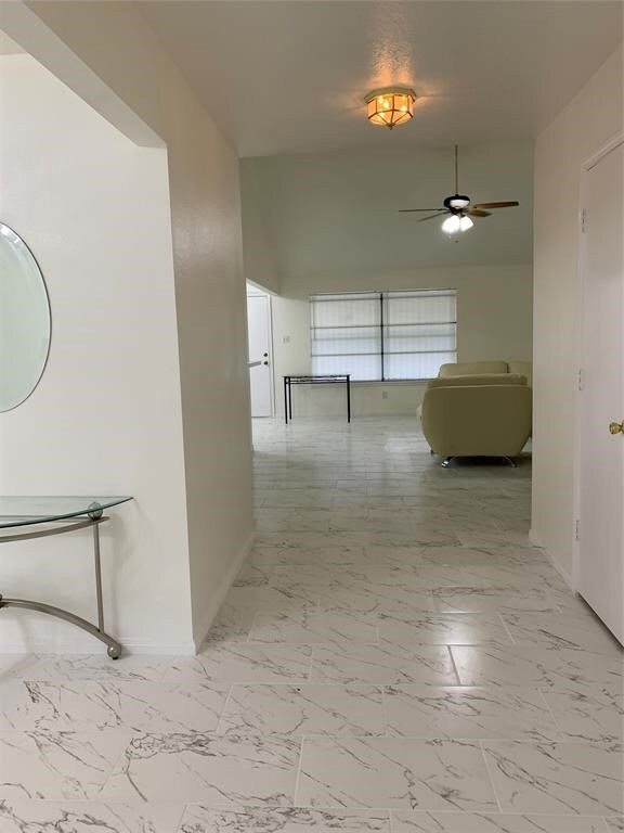 11026 Heather Trail Dr, Houston, TX 77075 - photo 5