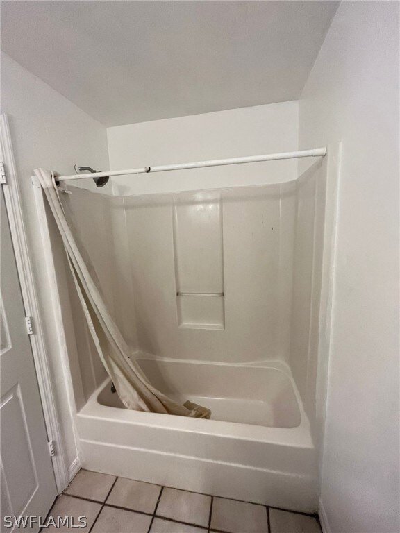 1248 Columbus Blvd unit B, Fort Myers, FL 33913 - photo 3