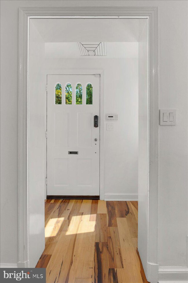 3511 Albemarle St NW, Washington, DC 20008 - photo 2