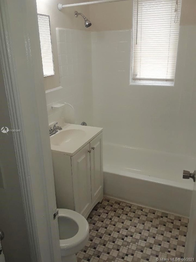 7920 Byron Ave unit 7, Miami Beach, FL 33141 - photo 7