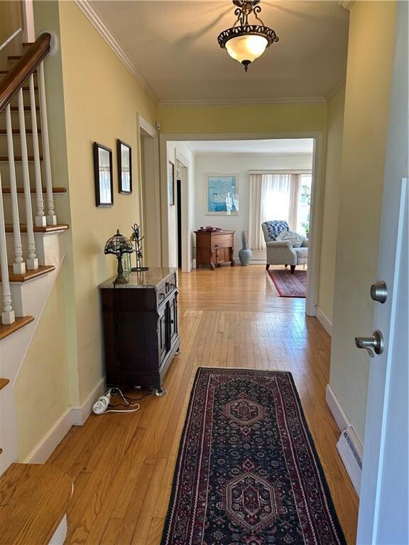 169 Tuckerman Ave, Middletown, RI 02842 - photo 5