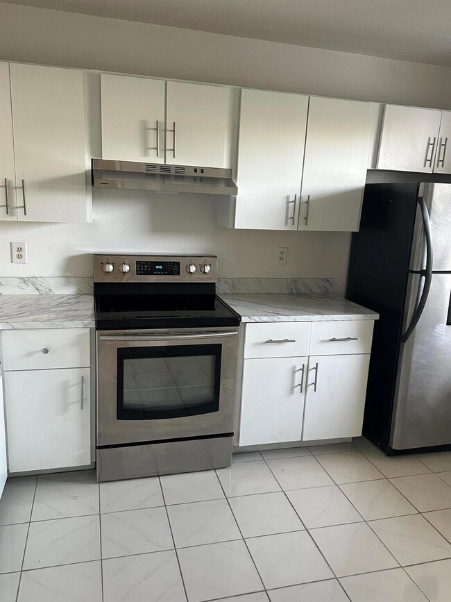 22064 Palms Way unit 1010, Boca Raton, FL 33433 - photo 4