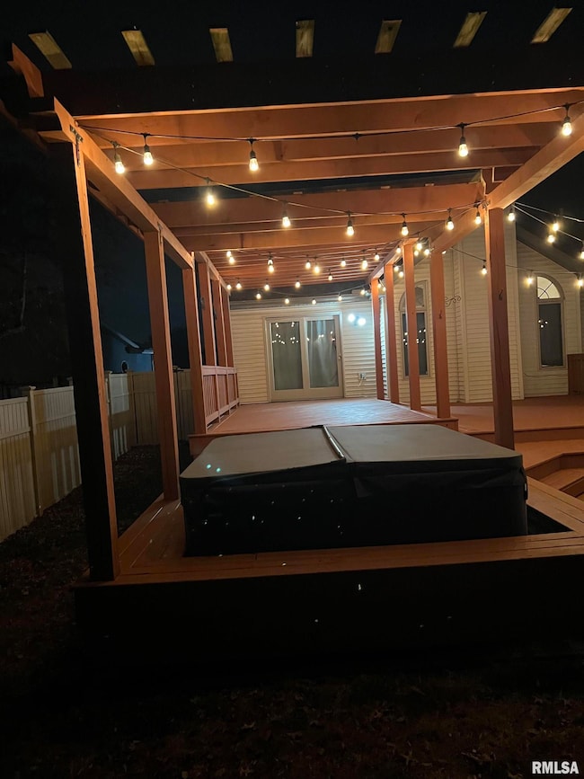 2104 Marigold Dr, Pekin, IL 61554 - photo 4