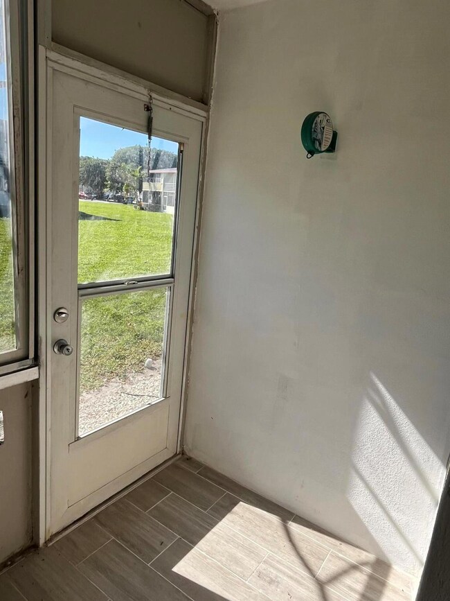 276 Camden L, West Palm Beach, FL 33417 - photo 7