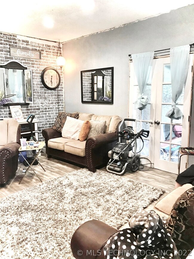 603 S 8th St, McAlester, OK 74501 - photo 5