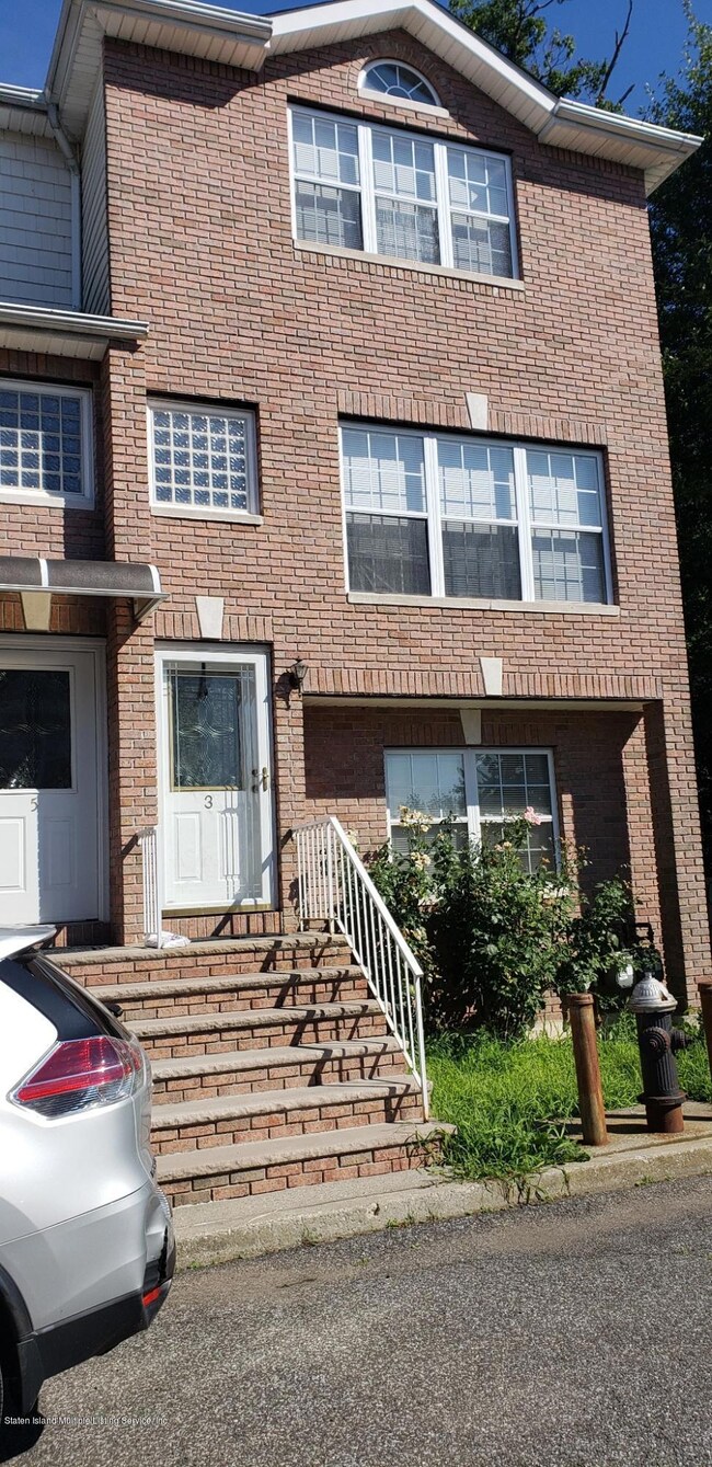 3 Daniella Ct, Staten Island, NY 10314 - photo 3