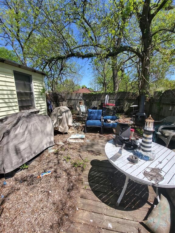 514 E 11th St, Bonham, TX 75418 - photo 7