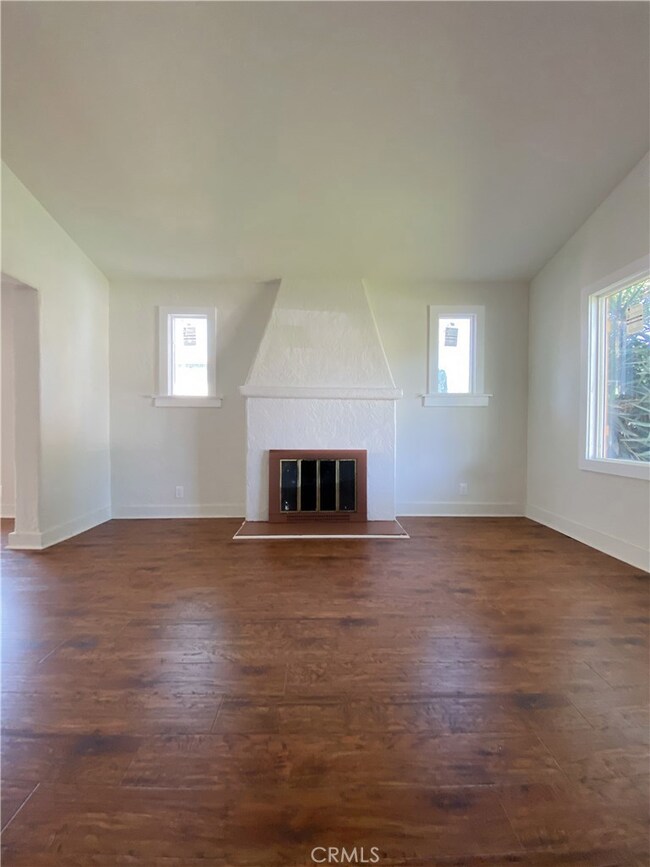 930 W 134th Place, Compton, CA 90222 - photo 4