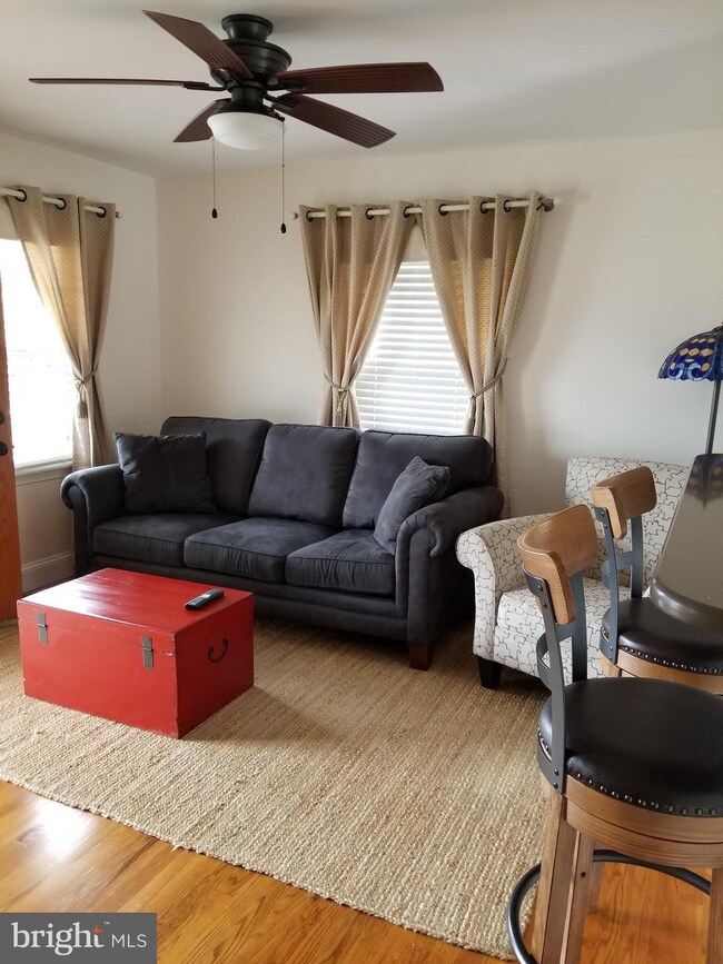 320 Burnside St, Annapolis, MD 21403 - photo 4