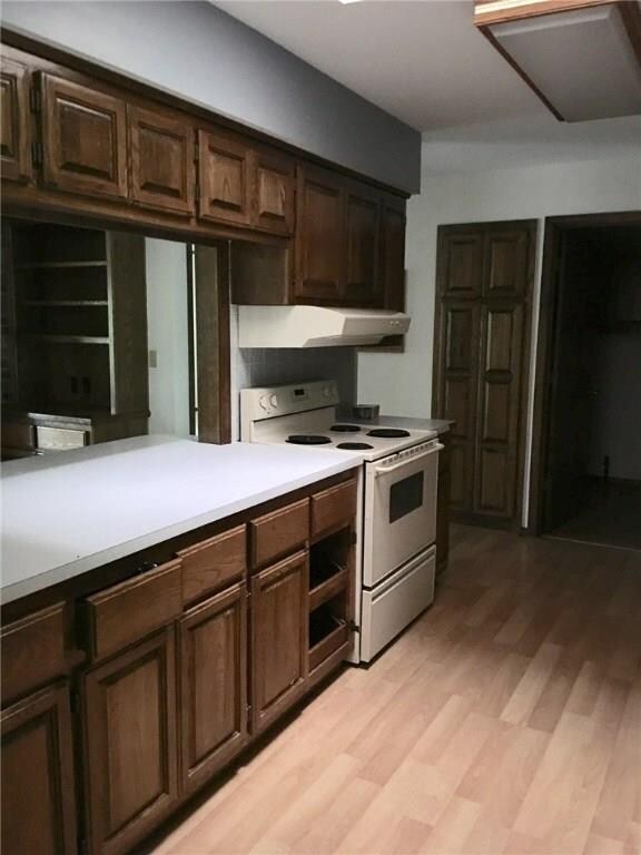 44 Knighton Dr, Bella Vista, AR 72715 - photo 6