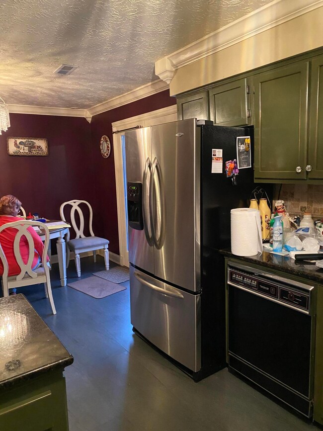 7F9CF0AC-9355-4086-B5F2-63C2D59D74CE