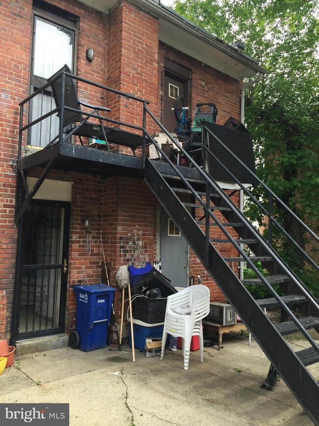 1858 Kendall St NE, Washington, DC 20002 - photo 2