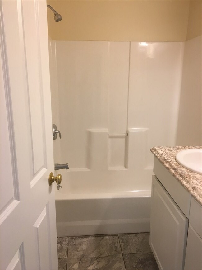 8 Summer St, Penacook, NH 03303 - photo 4