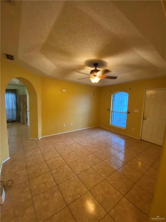 2611 Honolulu Dr, Weslaco, TX 78596 - photo 2