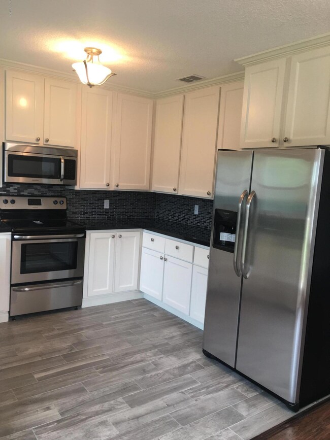 4642 Cardinal Blvd, Jacksonville, FL 32210 - photo 3