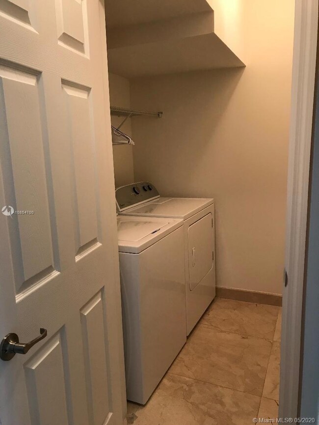 7026 NW 103rd Path, Doral, FL 33178 - photo 6