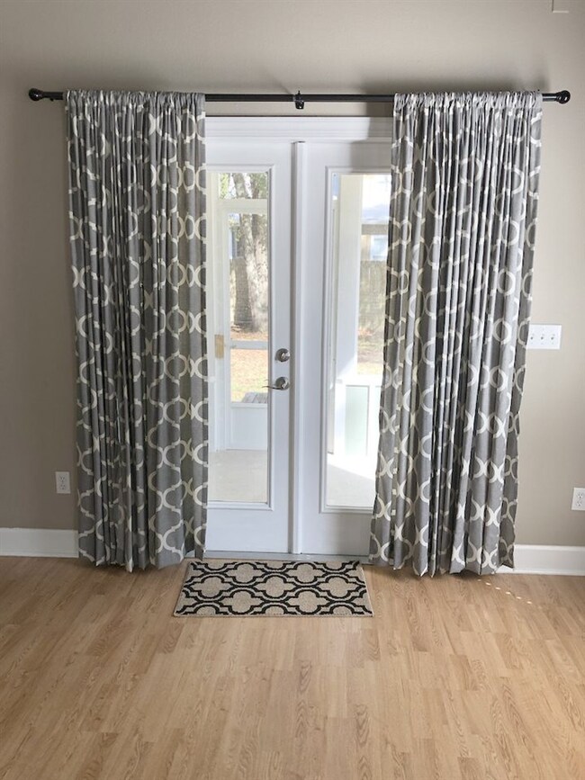 63 Henry Dr, Crawfordville, FL 32327 - photo 4