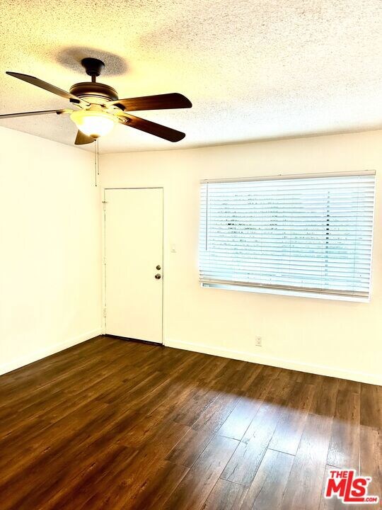 4115 W Century Blvd unit 8, Inglewood, CA 90304 - photo 3