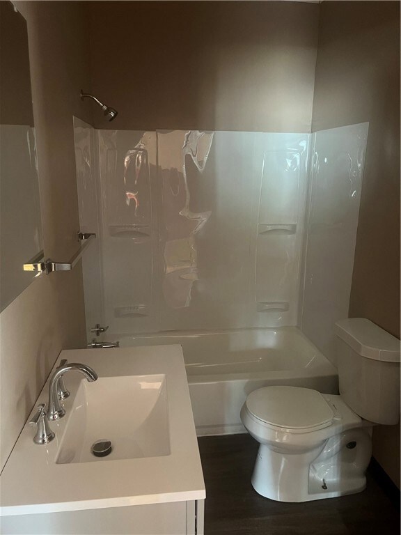 1021 S 14th St, Mattoon, IL 61938 - photo 7