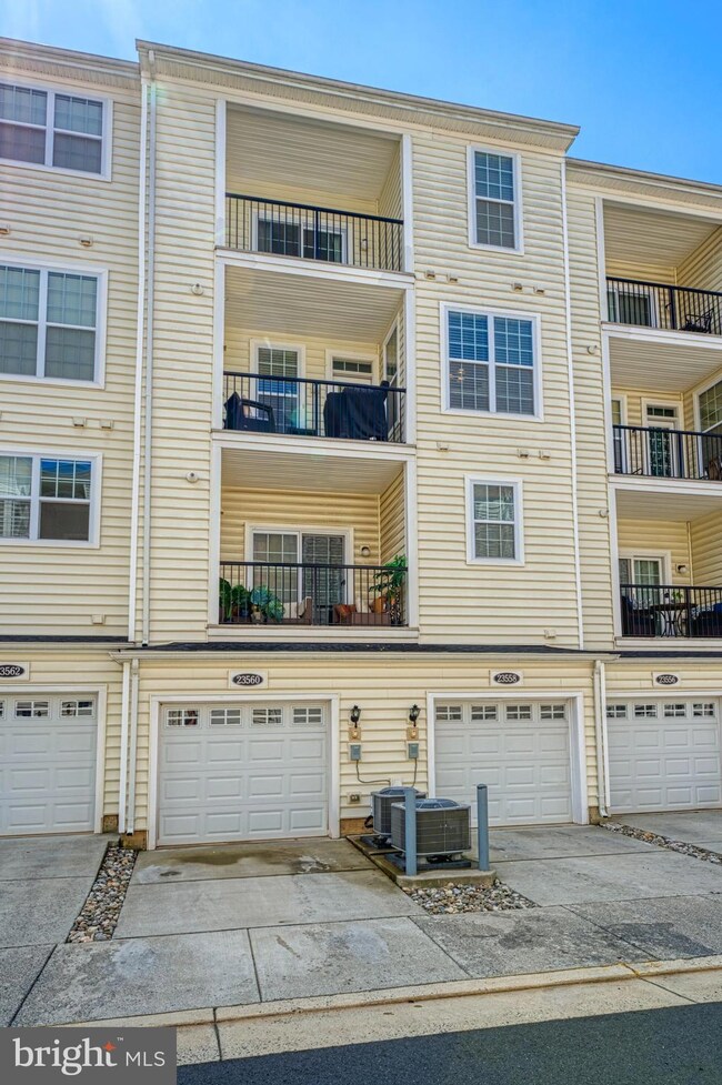 23560 Buckland Farm Terrace, Ashburn, VA 20148 - photo 4