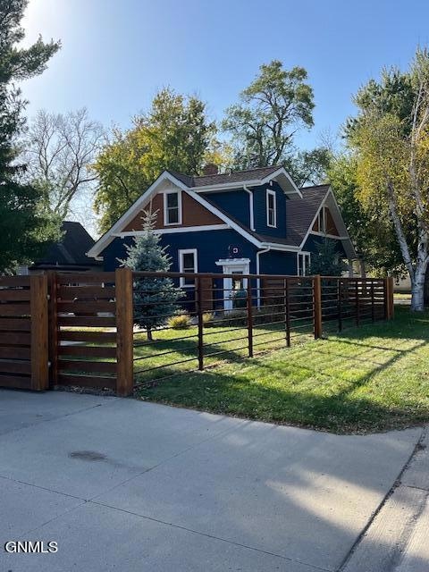 722 1st Ave N, Jamestown, ND 58401 - photo 7