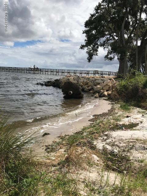 dock 4 & beach