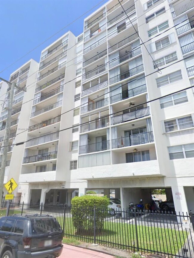 Byron Gardens Condominium unit 304, Miami Beach, FL 33141 - photo 3