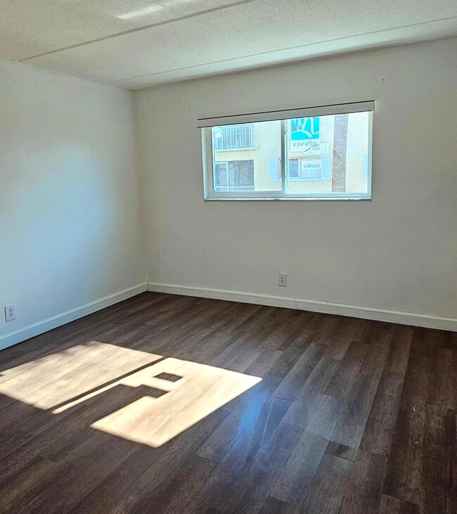 1501 Crescent Cir unit B10, West Palm Beach, FL 33403 - photo 6