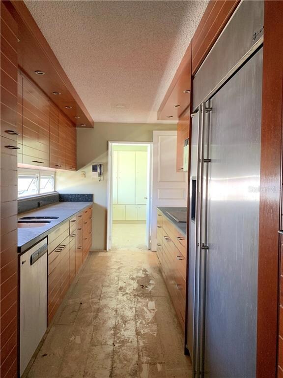 69 Cervantes unit 8B, San Juan, PR 00907 - photo 7