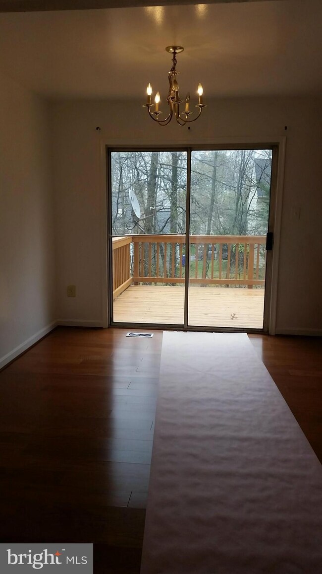 2610 Deer Ridge Dr, Silver Spring, MD 20904 - photo 4