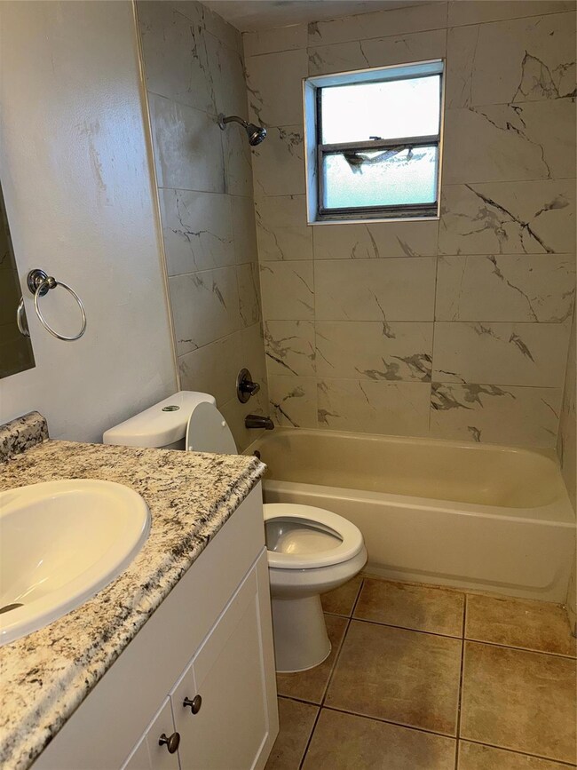 4759 Myrtle Dr, Lake Worth, FL 33463 - photo 3