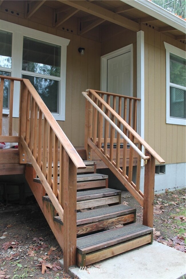 18126 Corbin Dr SE, Yelm, WA 98597 - photo 4