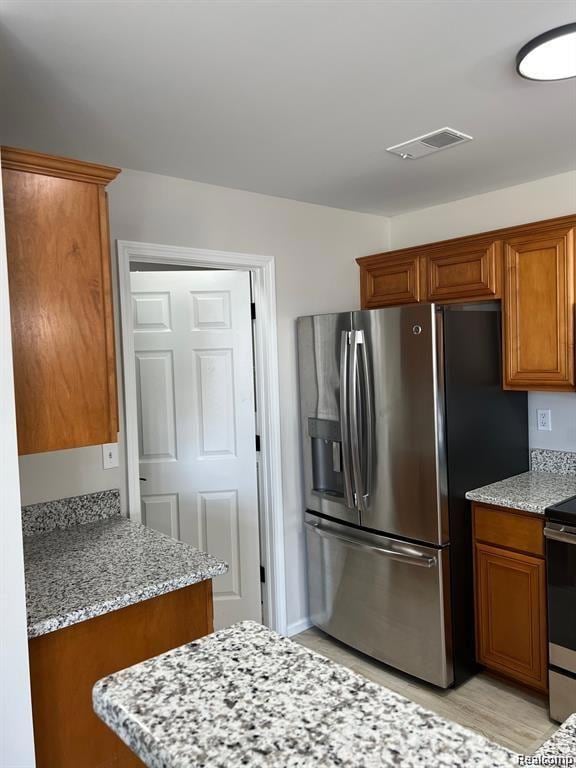 27319 Hidden Oaks Dr unit 67, Trenton, MI 48183 - photo 3