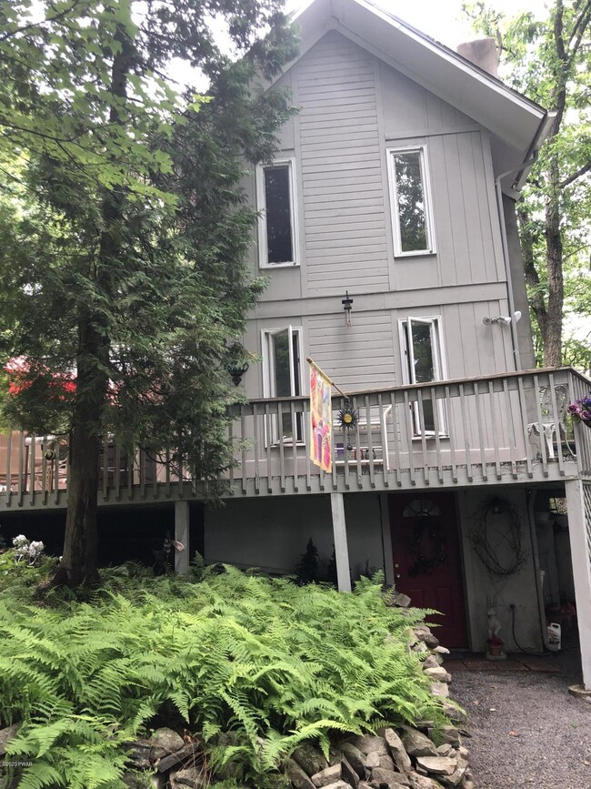 126 Lookout Dr, Hawley, PA 18428 - photo 3